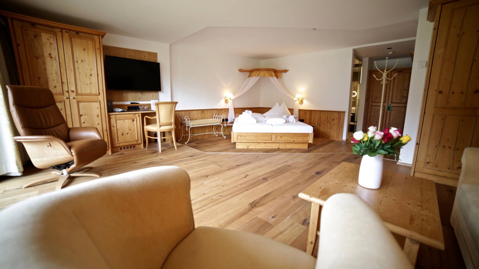 Jesacherhof: il vostro hotel a 4 stelle S in Tirolo, Austria