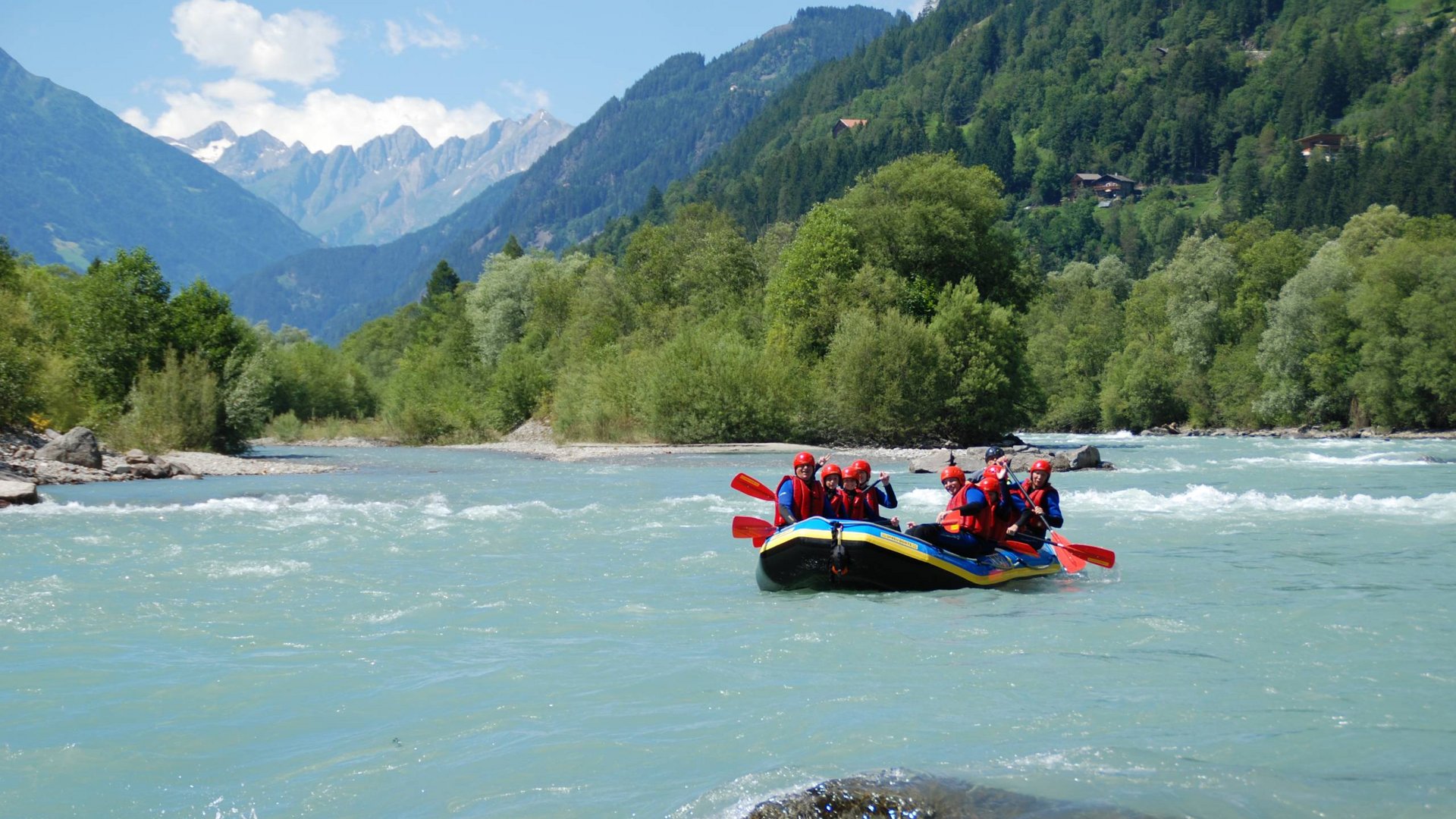 Rafting in Österreich – überschäumender Spaß